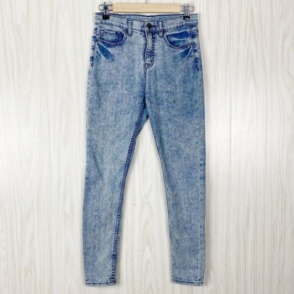 Urban Outfitters Denim - BDG | High Rise Twig Ankle Jeans Size 28
